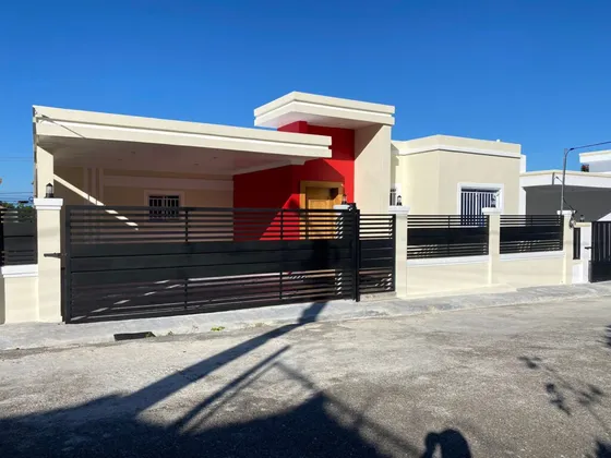 1576- Casa En Torre Alta, Pto. Pta. 