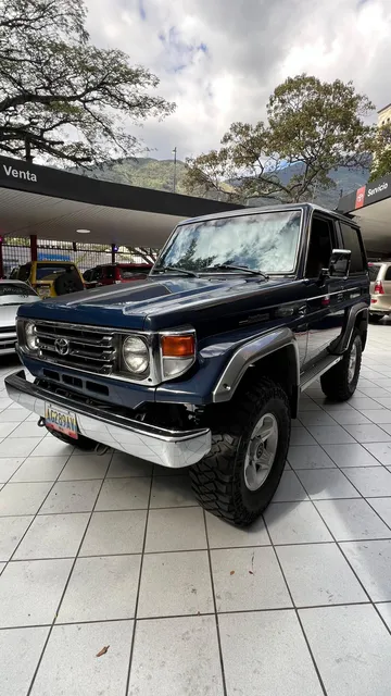 Toyota Land Cruiser Machito