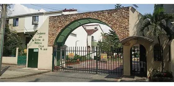 Vendo Casa En El Sur De Cali Barrio El Refugio Unidad Cerrada