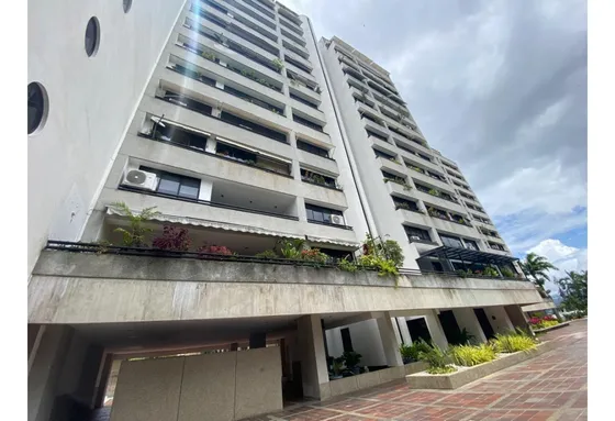 Se Alquila Apto 155m² 3h+1s/2b+1s/2p Santa Eduvugis
