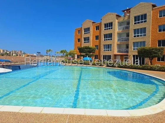 Alquiler Apartamento En Lecheria 3hab 2baños
