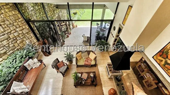 Casa  ( 2 Niveles)  Venta Alto Hatillo Mls - 25-12833