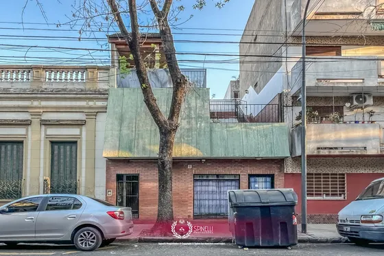 Venta Terreno Corredor Medio 126m² En Boedo Almagro Con 1230m² Vendibles