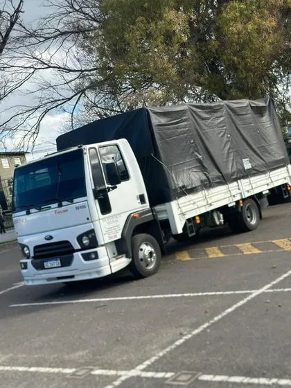 Ford 916 Impecable Estado,titular Todo Al Día Carroc 5.50