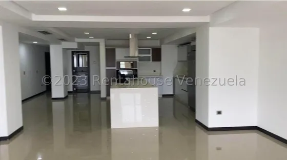 Oportunidad De Invertir, Vendo Apartamento Frente Al Mar. Isla De Margarita. Cao