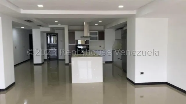 Oportunidad De Invertir, Vendo Apartamento Frente Al Mar. Isla De Margarita. Cao