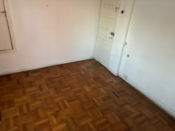Casa Dos Pisos. Material Solido