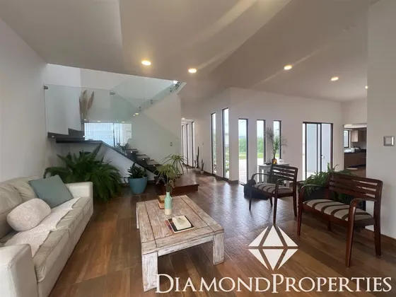 Casa En Venta De 6 Dormitorios En La Serena Golf