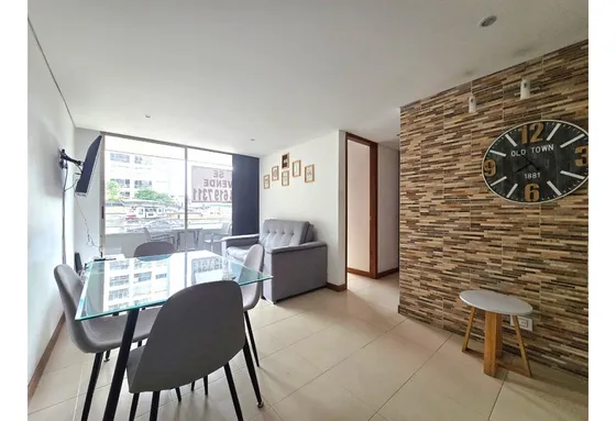 Apartamento En Arriendo En El Poblado, Cómodo Y Bien Ubicado