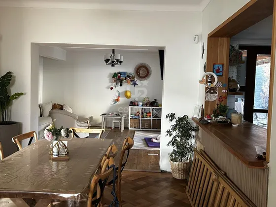 Casa Remodelada Con Carácter Y Calidez