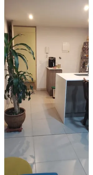 Venta De Apartamento Loma De Los Bernal, Medellin