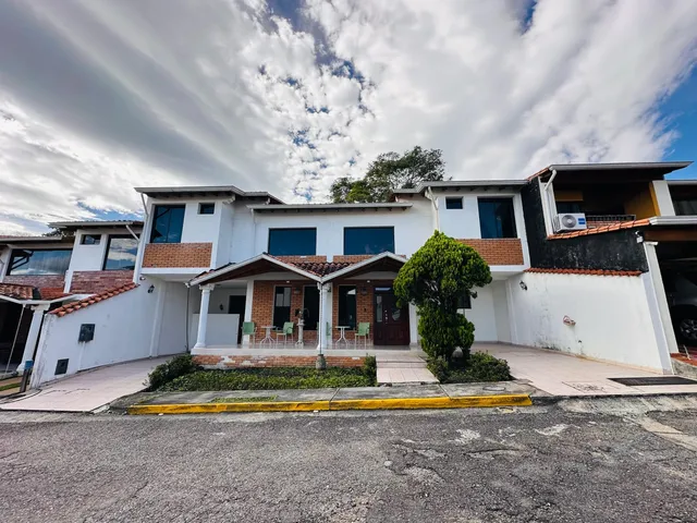 Casa En Venta Pueblo Nuevo San Cristóbal Mg359