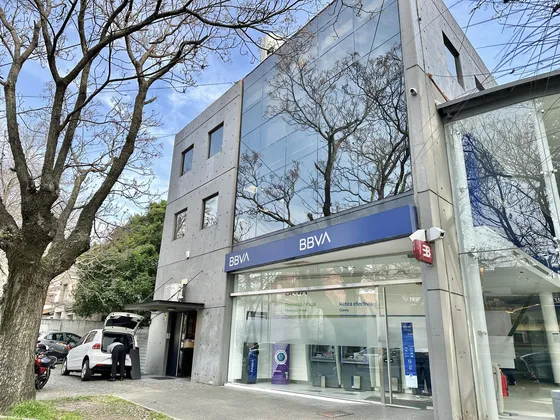 Sensacional Edificio Corporativo En Martinez, A Mts. De Av. Libertador.