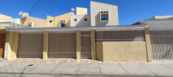 Casa Amboblada Para Empresas Peuco (98023)