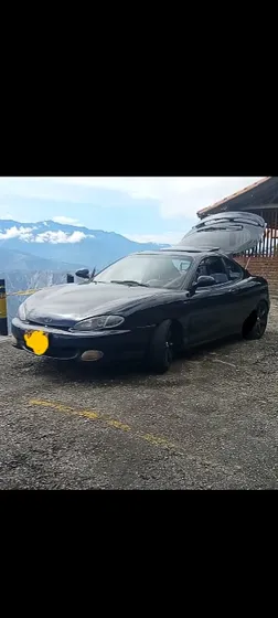 Hyundai Tiburon 1.8