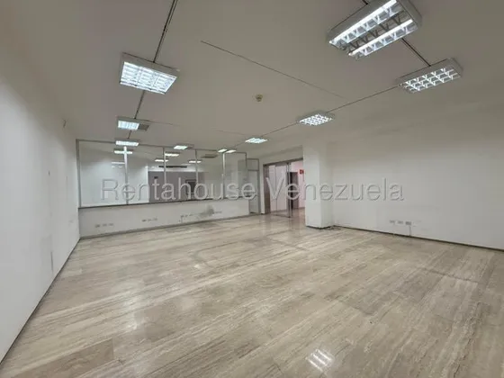 Casa En Venta Altamira 25-23624