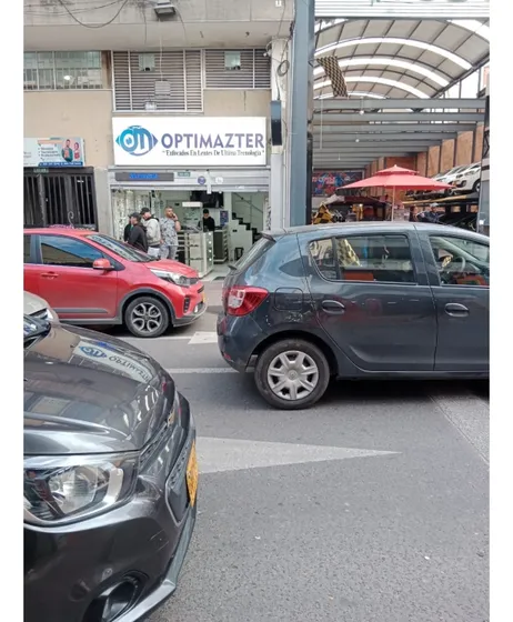 Vendo Local Comercial En El Centro Cl. 17 