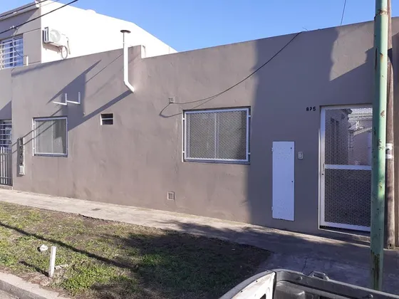 Complejo De Departamentos - 4 Dormitorios 3 Baños - 213mts2 - La Plata