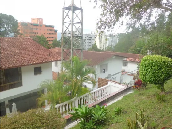 Se Vende Casa 310m2 Los Naranjos 4833