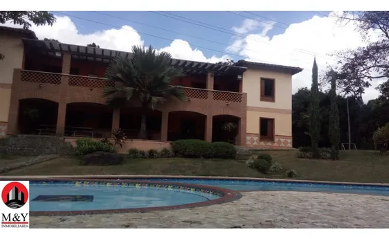 Finca De Recreo Por Fines De Semana En Copacabana 