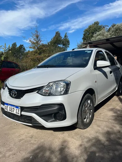 Toyota Etios 1.5 X 6mt My19