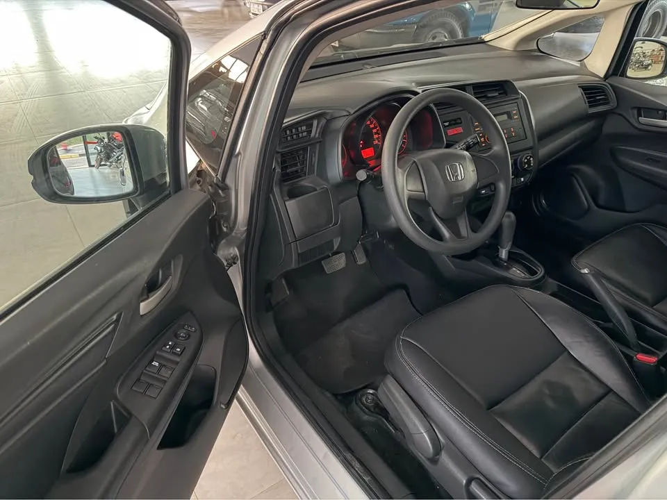 Honda Fit 2015 1.5 Lx Flex Aut. 5p — foto 8