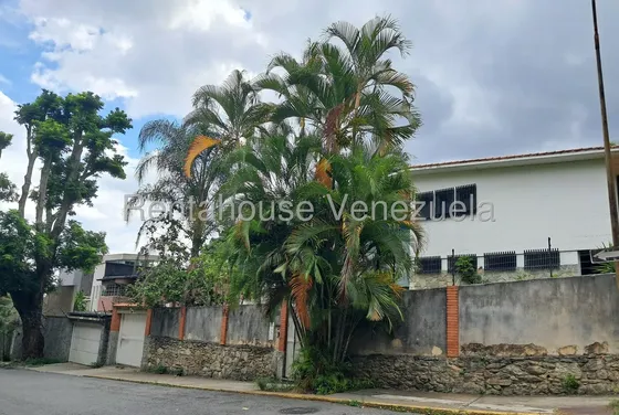 Casa En Venta En Altamira. Belkis 27-2601