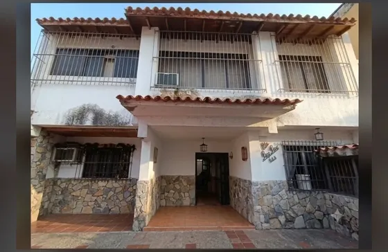 Alm-op Casa En Venta Para Remodelar En Naguanagua
