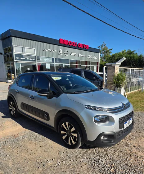 Citroën C3 1.2 Pure Tech 110 5v Shine Europa
