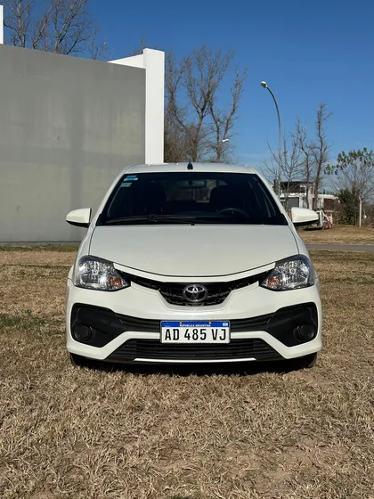 Toyota Etios 1.5 X 6mt My19