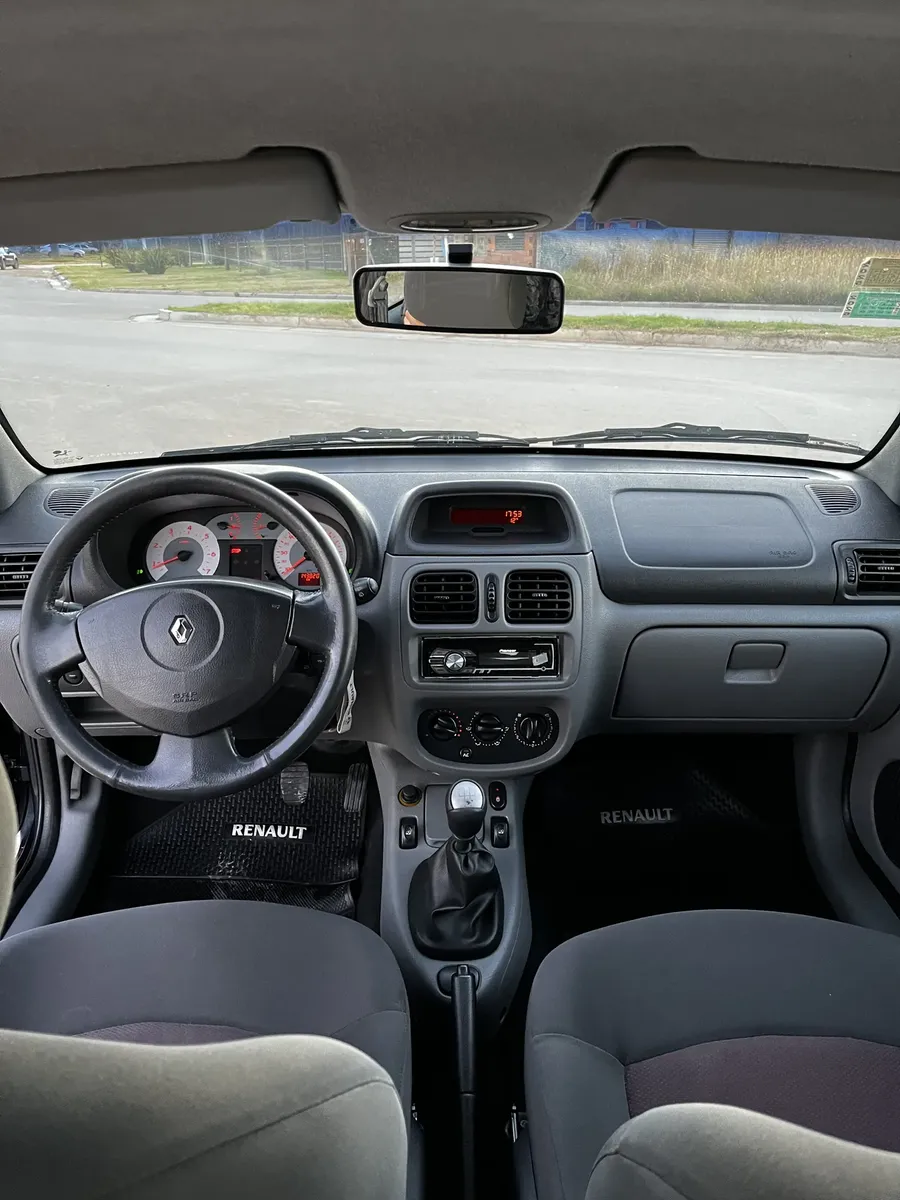 Renault Clio 1.6 Dynamique558657312307947527