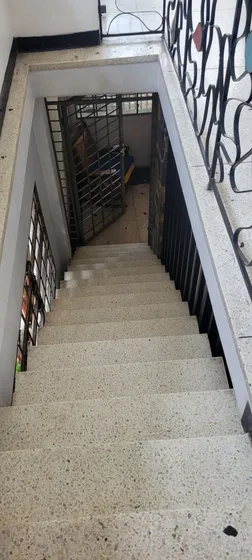 Alquilo Planta Alta De Quinta Ubicada En Campo Claro 