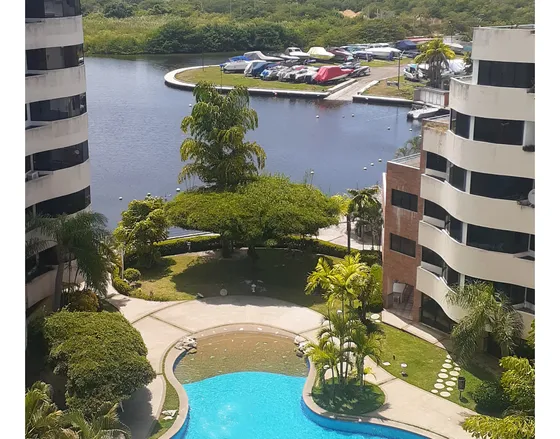 Apartamento En  Venta  Conjunto  Resd. Laguna Suites, Higuerote