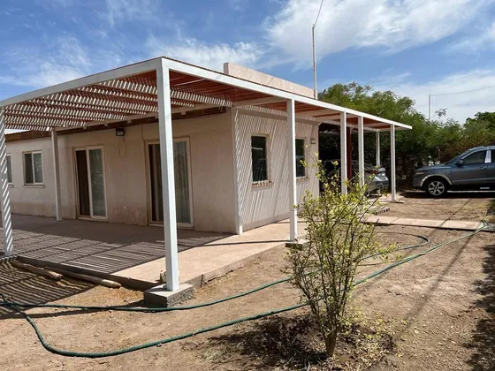 Casa En Venta De 4 Dorm. 2 Baños En Pica