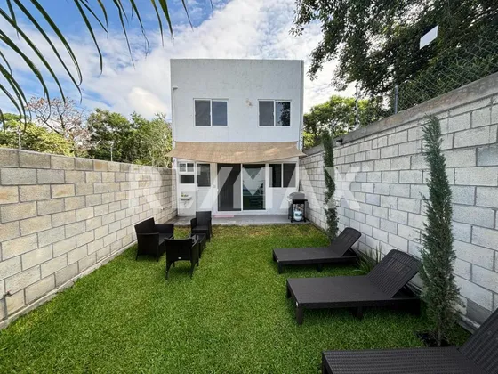 Casa En Venta En Morelos,   Oaxtepec Centro