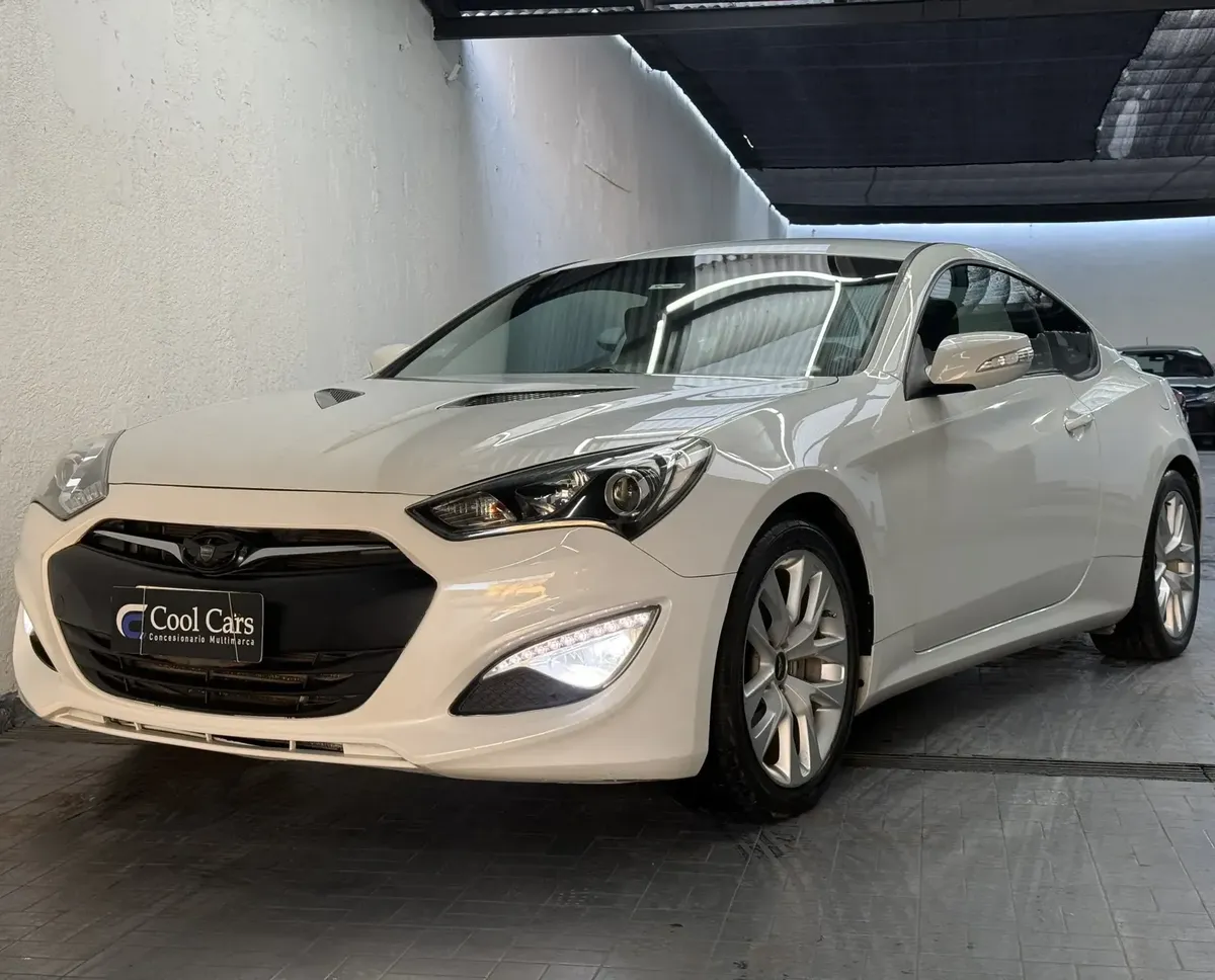 Hyundai Genesis Coupé 2.0 Coupe T 275cv Mt