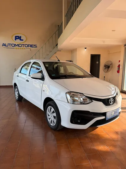 Toyota Etios 1.5 X 6mt My19