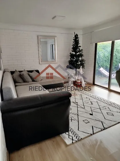 Casa En Venta De 3 Dormitorios  En Lo Barnechea
