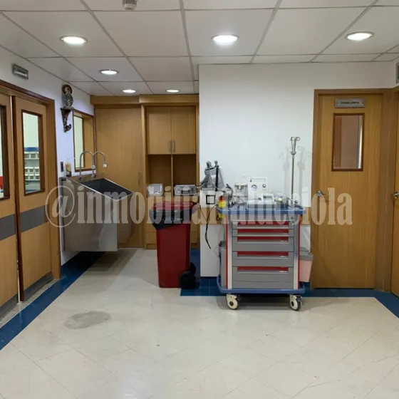 En Venta Clinica En Maiquetia 120m2 Ref 120