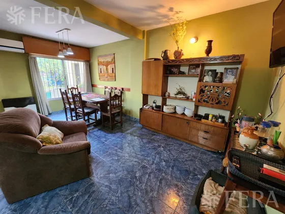 Venta Casa De 5 Ambientes Con Cochera En Wilde