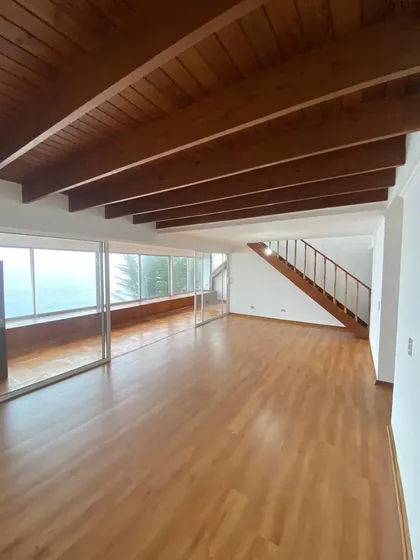 Departamento En Venta De 5 Dorm. En Reñaca, Viña Del Mar