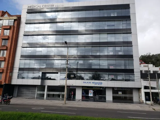Consultorio En Venta  Medical Center Bogotá Norte 24 M²