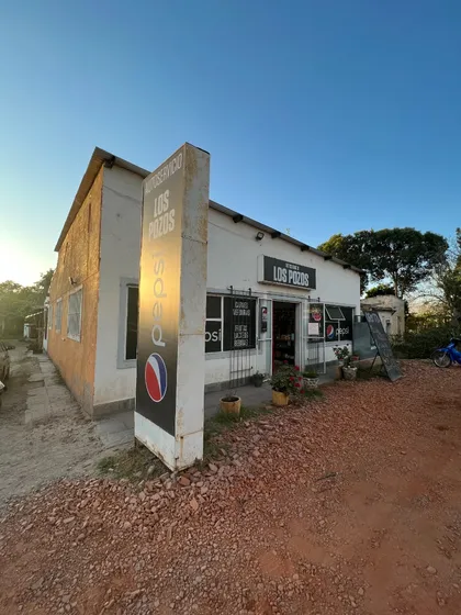 Casa Y Locales Sobre Lote De 4533 M2 - Quebrada De Los Pozos - Villa De Las Rosas / Traslasierra