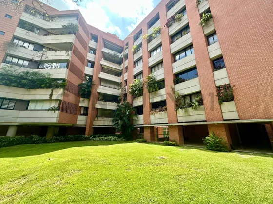 Aj - Alquiler De Ph De Lujo En Campo Alegre Con Vista Al Ávila