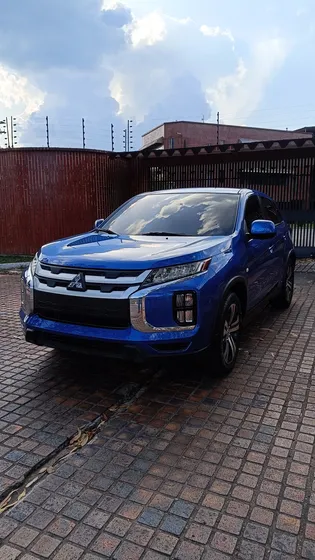 Mitsubishi Outlander Sport 2.0 L