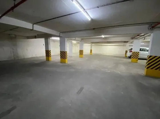 Cochera En Venta En La Plata
