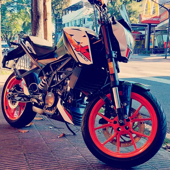 Ktm Duke 200