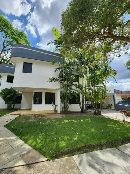 Mc Vende Casa Quinta Y Terreno, 3 Inmuebles En Villas Laguna Club Guataparo - Elc-163