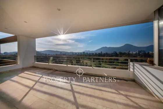 Exclusivo Departamento Con Majestuosa Vista Al Clu...
