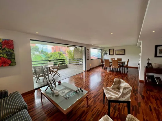 Venta Apartamento 170 M2 3h+s/2.5b+s/2p En Valle Arriba